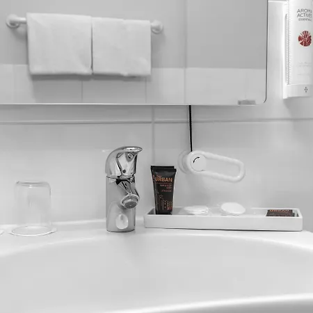 Hotell Ramada By Wyndham Frankfurt Centre