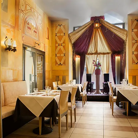 Ramada By Wyndham Frankfurt Centre 4* פרנקפורט