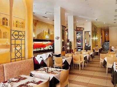 Ramada By Wyndham Frankfurt Centre Hotell