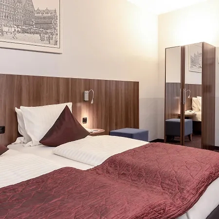 Szálloda Ramada By Wyndham Frankfurt Centre