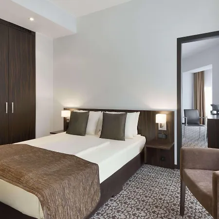Ramada By Wyndham Frankfurt Centre Frankfurt nad Mohanem