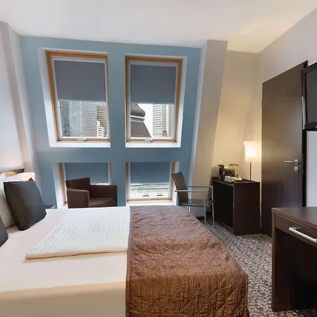 Hotel Ramada By Wyndham Frankfurt Centre