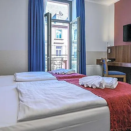 Ramada By Wyndham Frankfurt Centre Hotel Frankfurt am Main