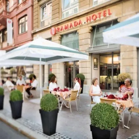 Ramada By Wyndham Frankfurt Centre 4*