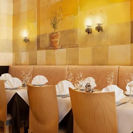 Ramada By Wyndham Frankfurt Centre Франкфурт-на-Майне