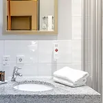Ramada By Wyndham Frankfurt Centre Hotel