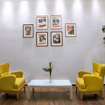 Ramada By Wyndham Frankfurt Centre