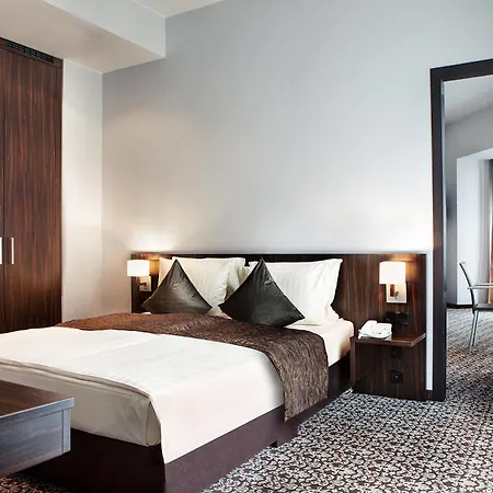 Ramada By Wyndham Frankfurt Centre Hotel Frankfurt nad Menem